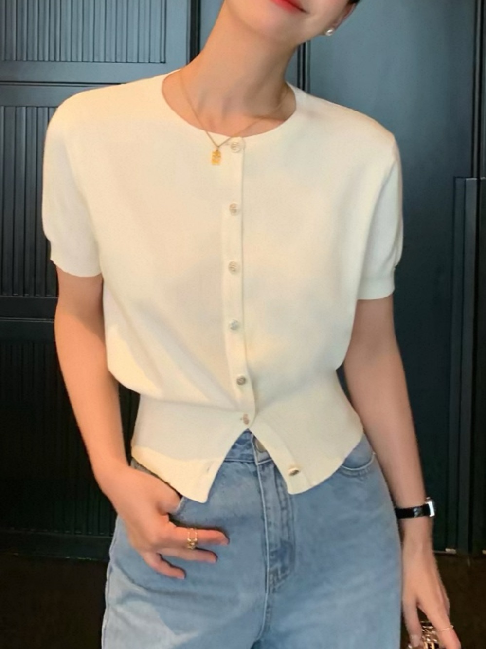 Minimalist Cream Short-Sleeve Button-Down Top